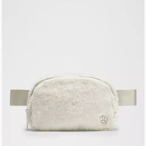 Lululemon Everywhere White Plush Fleece Belt Bag Waist Bag